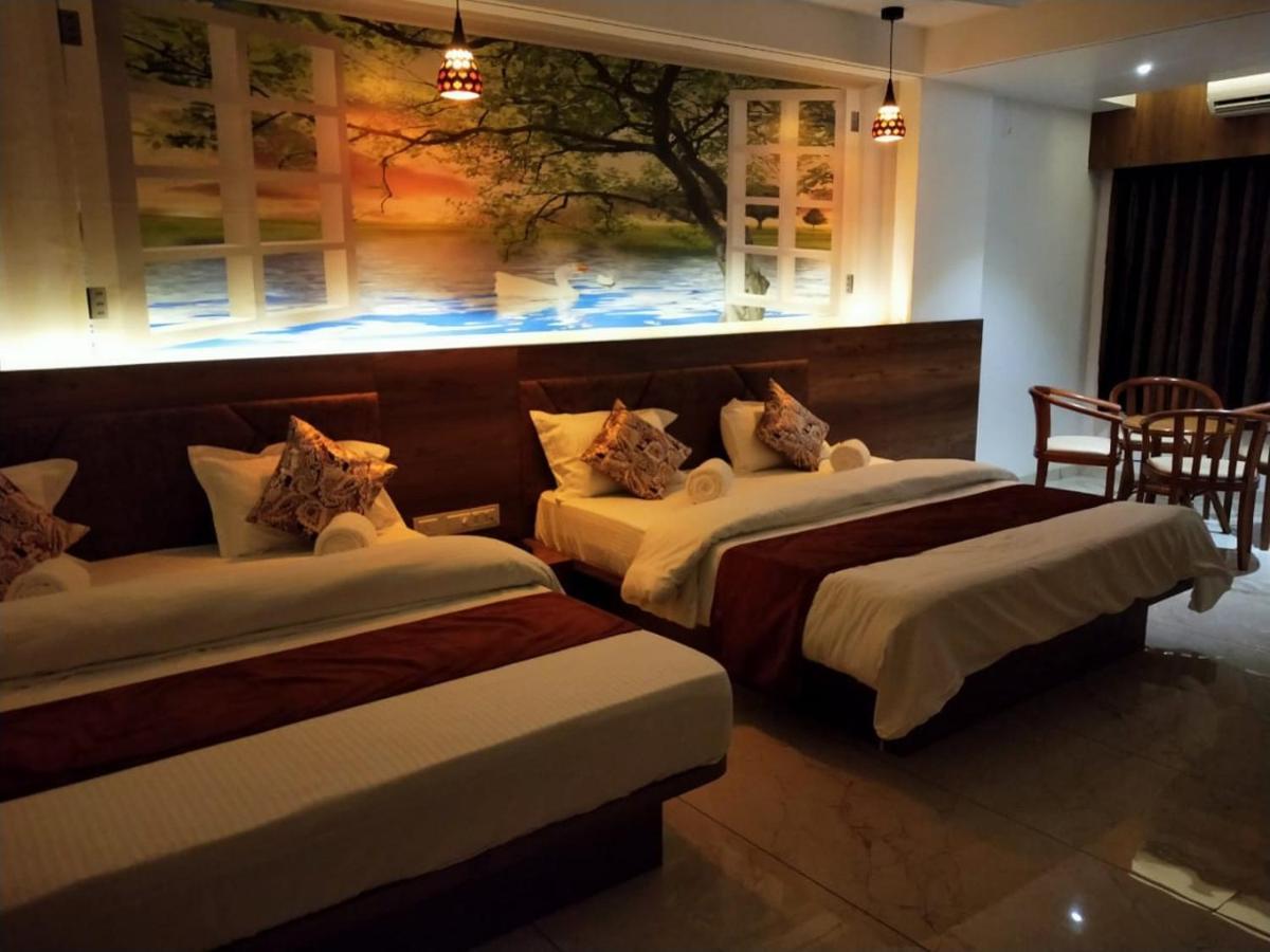 Hotel The Grand Piano - Best Business Hotel In Patan Exterior photo