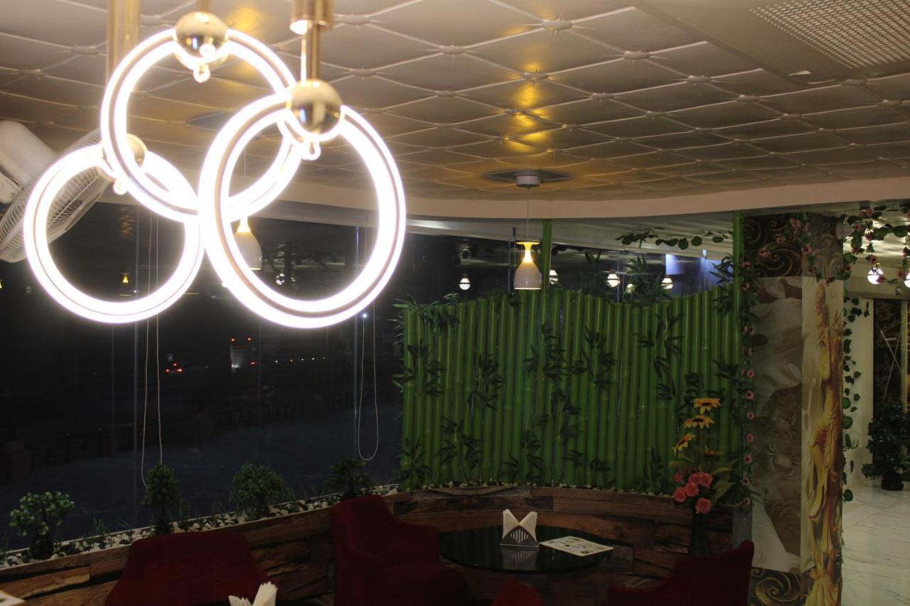 Hotel The Grand Piano - Best Business Hotel In Patan Exterior photo